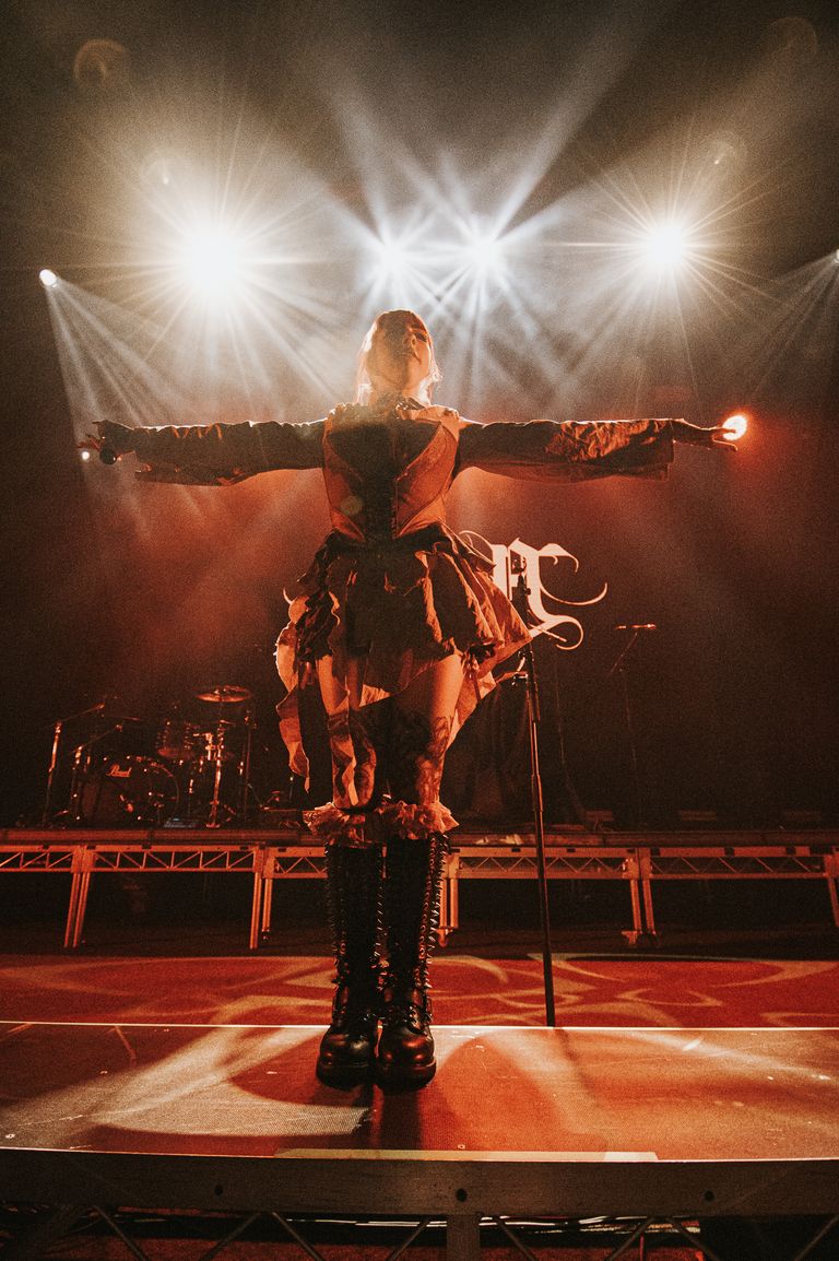 Vana performing live at The Gov in Adelaide